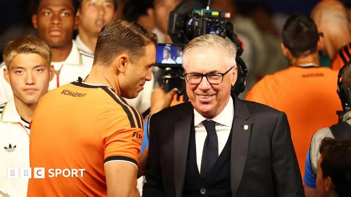2026年世界杯：巴西在绝境中逆转，‘狡猾的卡洛’再次展现实力