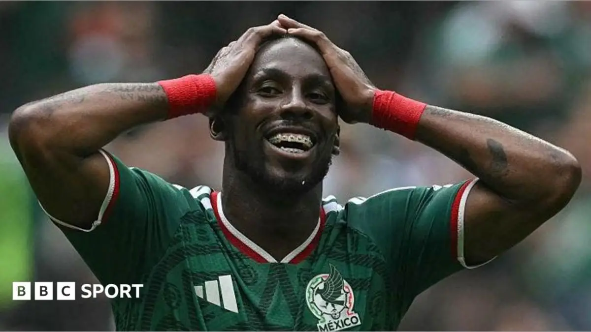2026年世界杯:胡里安·基诺内斯 - 墨西哥的意外英雄,英格兰最害怕的对手